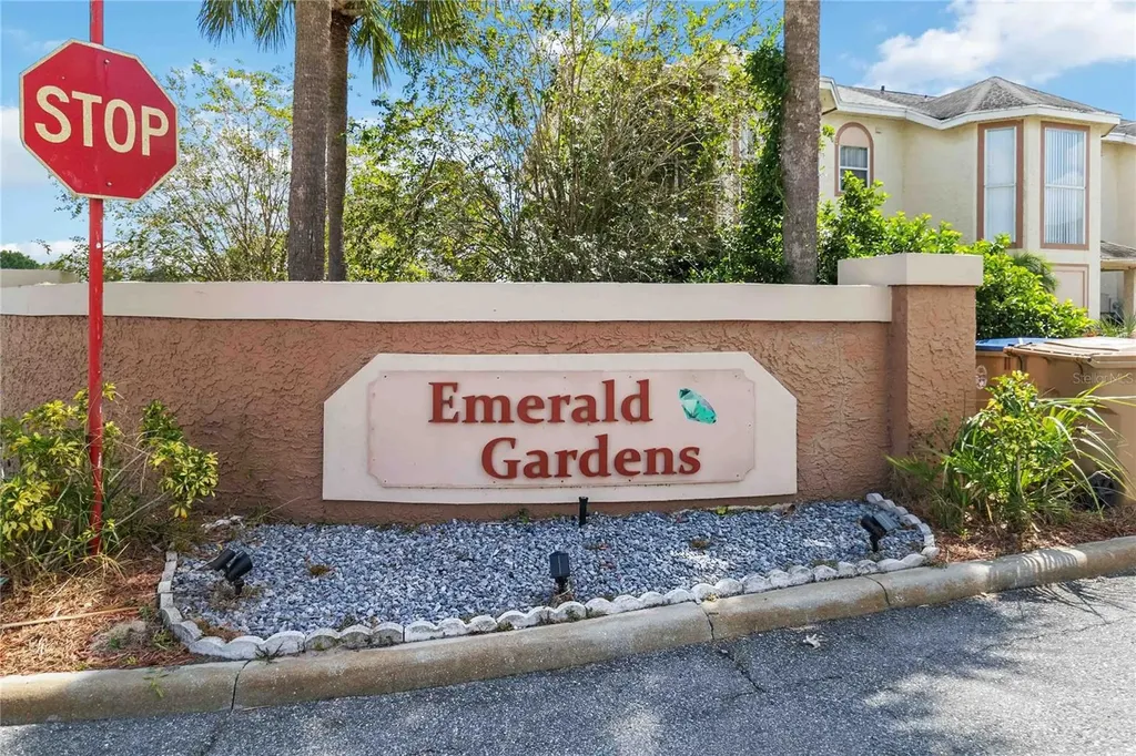 211 Dawn Court Kissimmee FL 34743