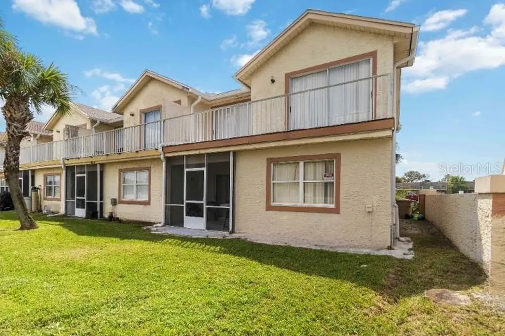 211 Dawn Court Kissimmee FL 34743