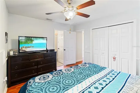 211 Dawn Court Kissimmee FL 34743