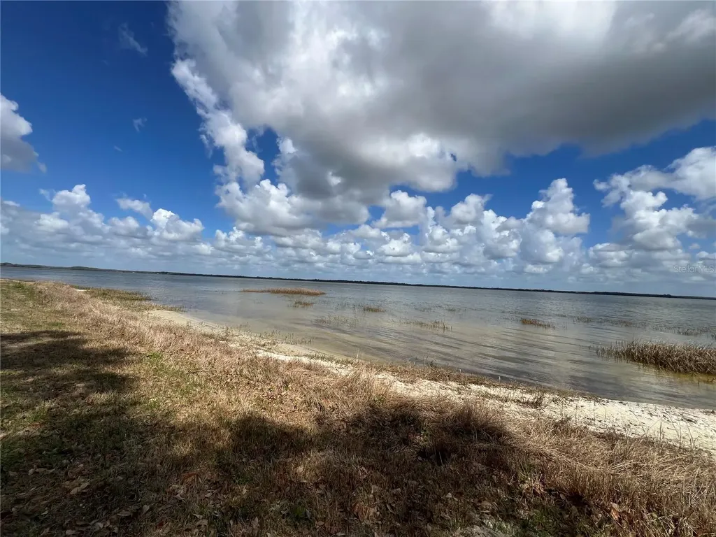 0 Apiary Circle Grand Island FL 32735