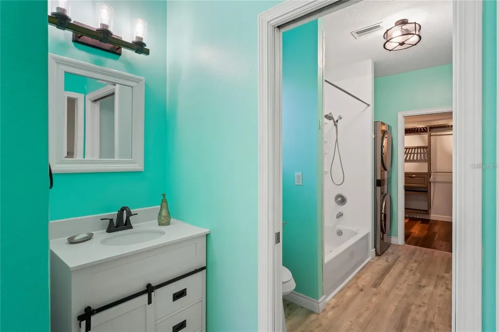 6131 Central Avenue New Port Richey FL 34653