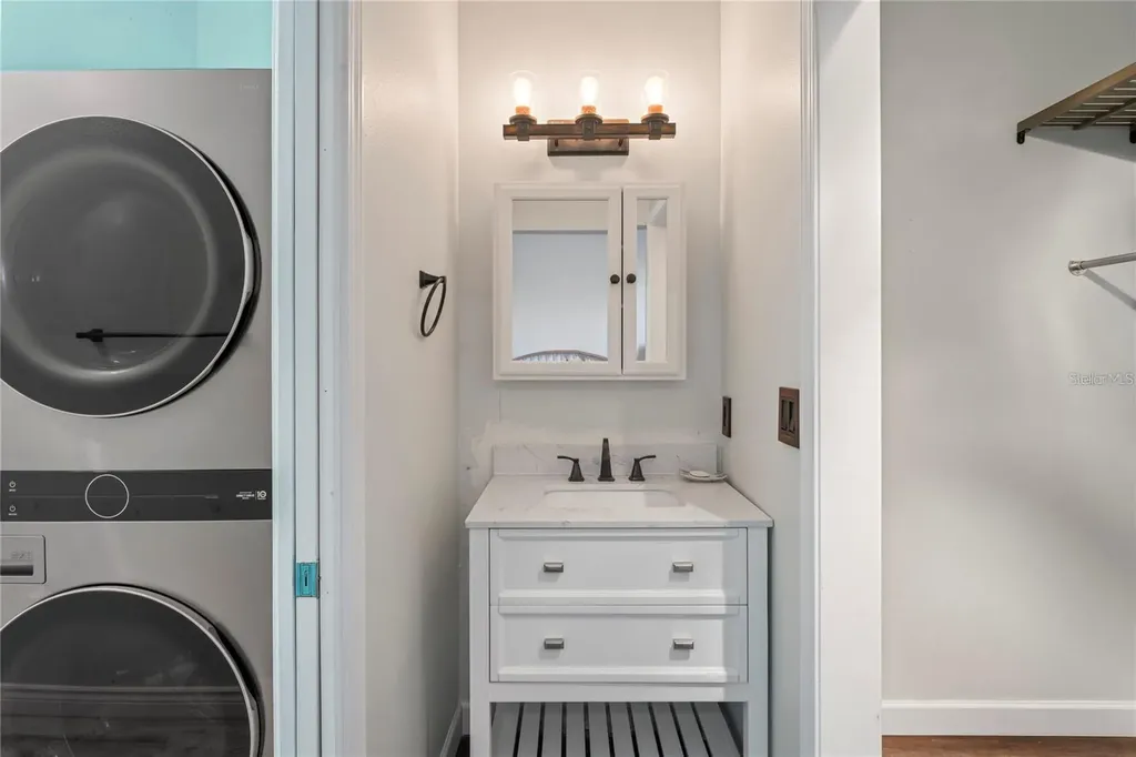 6131 Central Avenue New Port Richey FL 34653