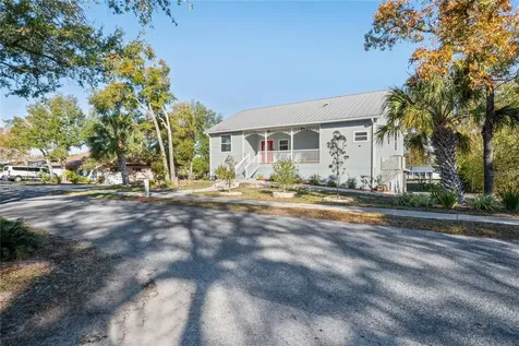 6131 Central Avenue New Port Richey FL 34653