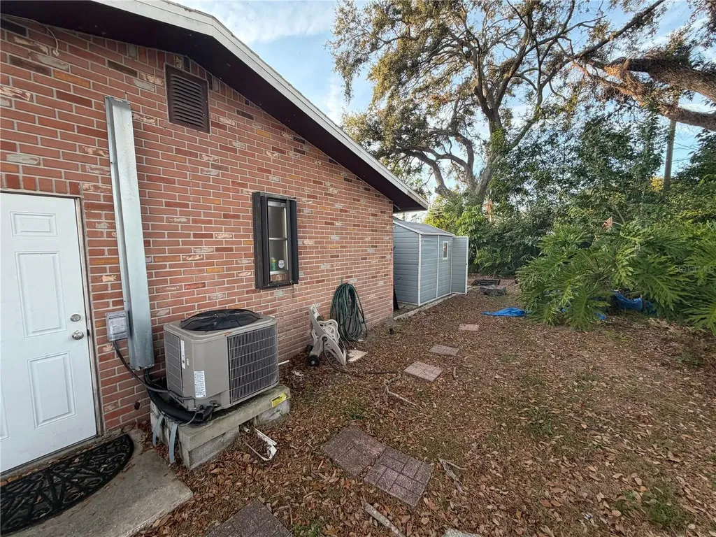 2076 Butternut Circle W Clearwater FL 33763