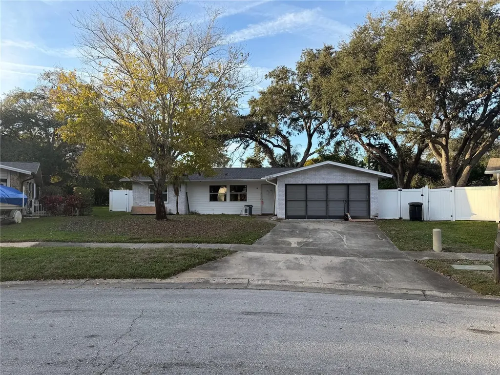 2076 Butternut Circle W Clearwater FL 33763