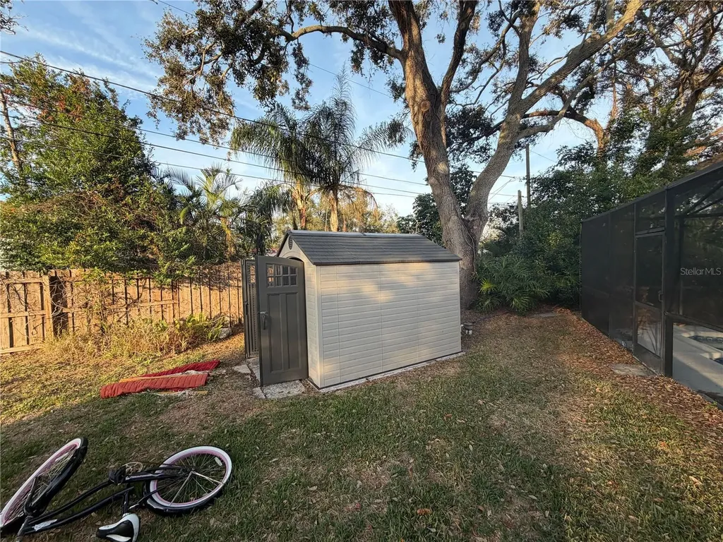 2076 Butternut Circle W Clearwater FL 33763