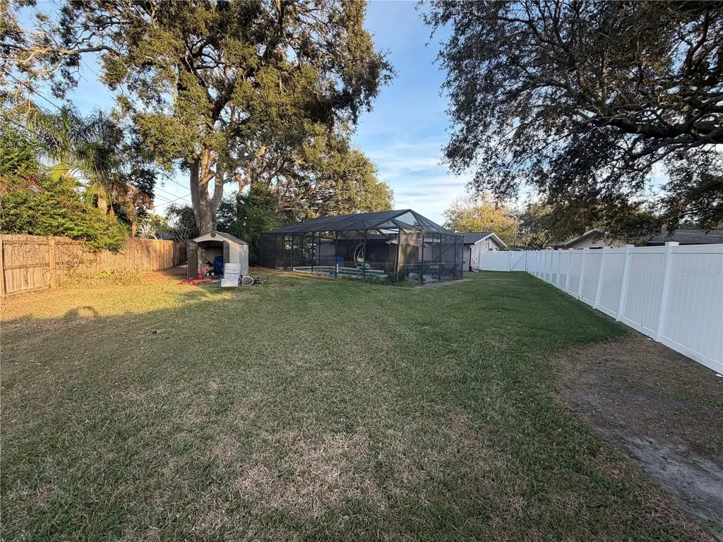 2076 Butternut Circle W Clearwater FL 33763