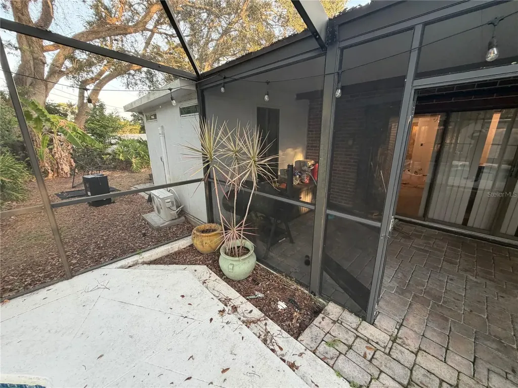 2076 Butternut Circle W Clearwater FL 33763