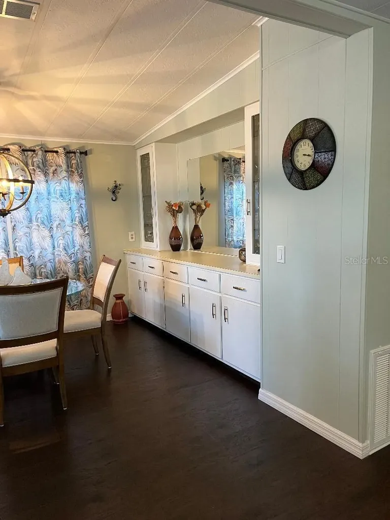 172 Clubview Drive Safety Harbor FL 34695