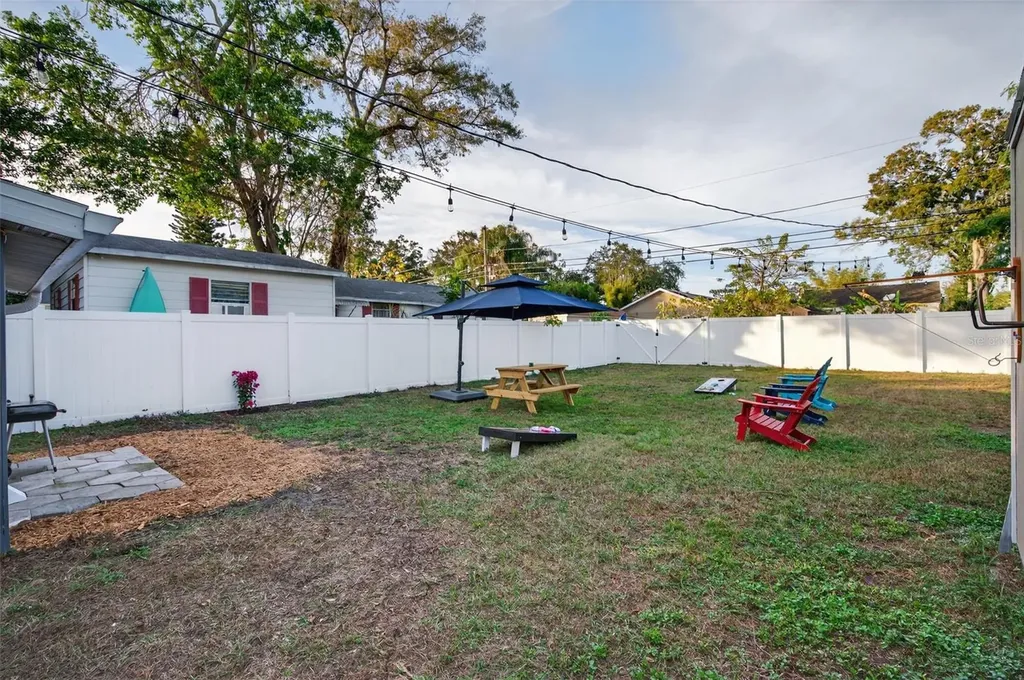 2301 14th Avenue N St Petersburg FL 33713