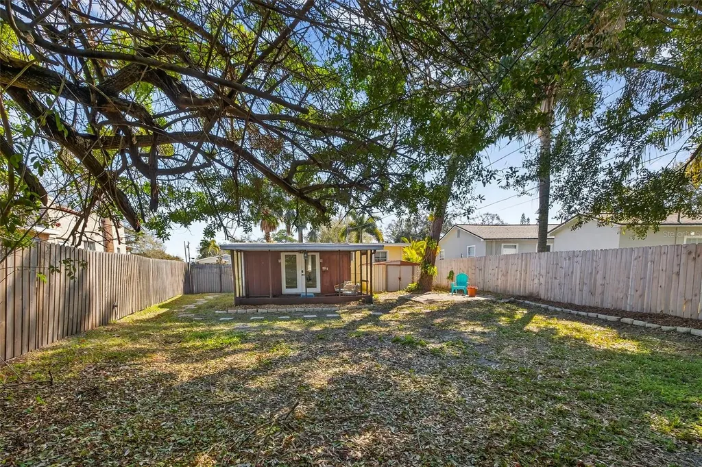 5336 10th Street N St Petersburg FL 33703