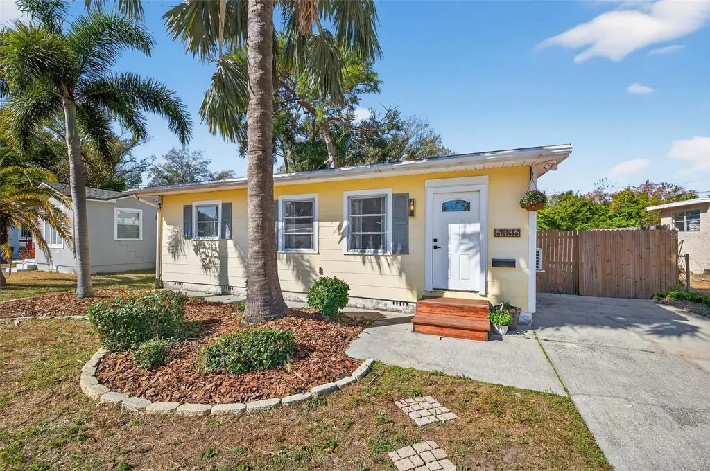 5336 10th Street N St Petersburg FL 33703