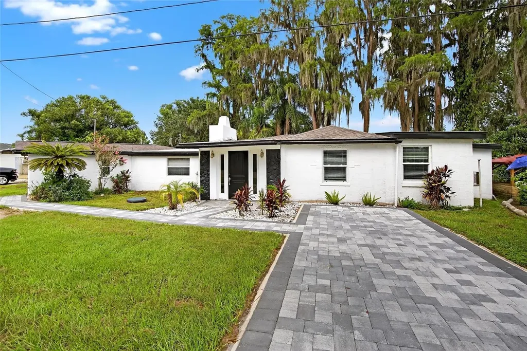 5028 School Road Land O Lakes FL 34638
