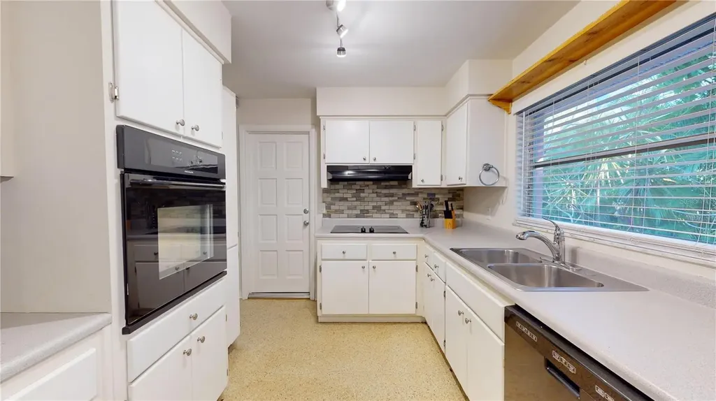 1546 Belleair Road Clearwater FL 33756