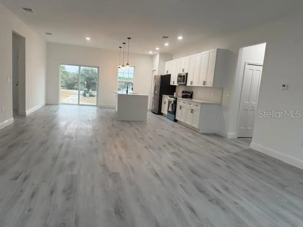 5669 N Claremont Drive Citrus Springs FL 34434