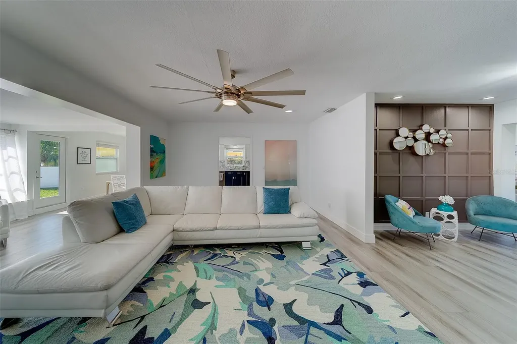 2109 Bayshore Drive Belleair Beach FL 33786