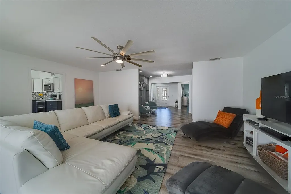 2109 Bayshore Drive Belleair Beach FL 33786