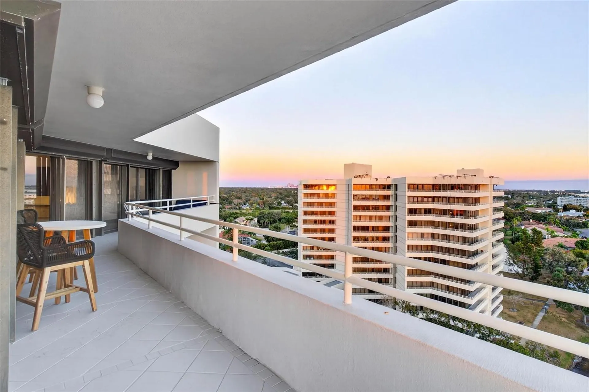 5950 Pelican Bay Plaza S St Petersburg FL 33707