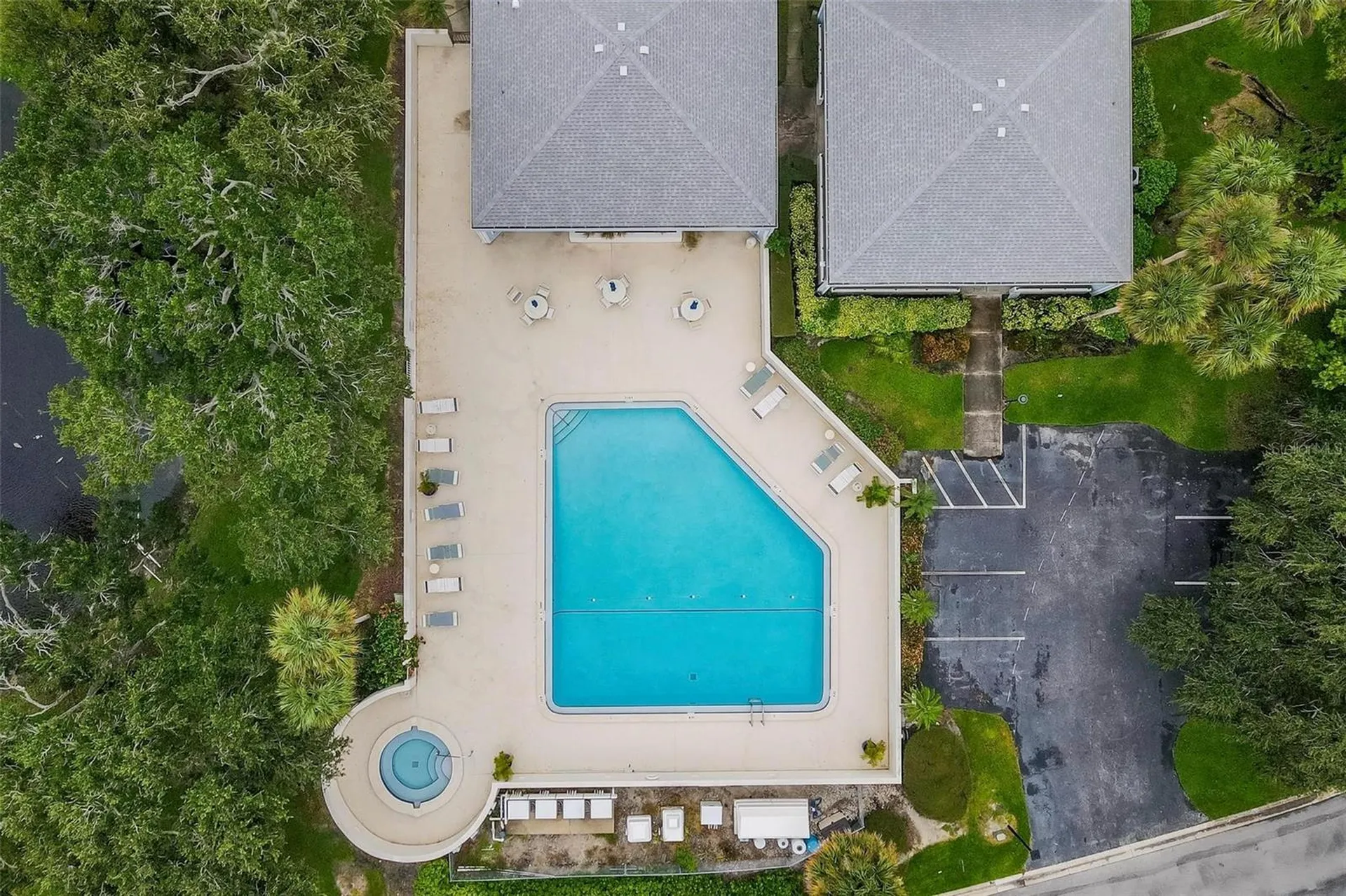 5950 Pelican Bay Plaza S St Petersburg FL 33707