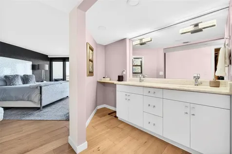 5950 Pelican Bay Plaza S St Petersburg FL 33707