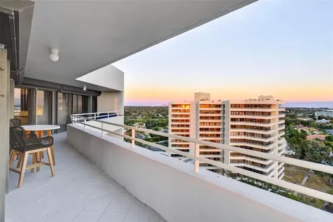 5950 Pelican Bay Plaza S St Petersburg FL 33707