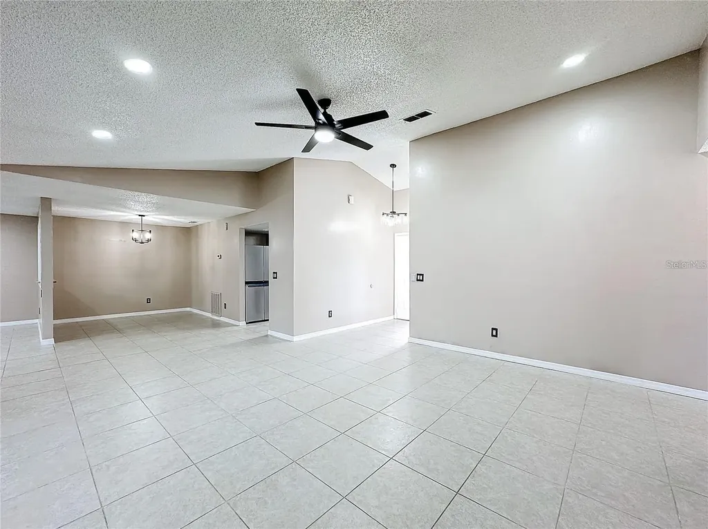 103 Alameda Drive Kissimmee FL 34743