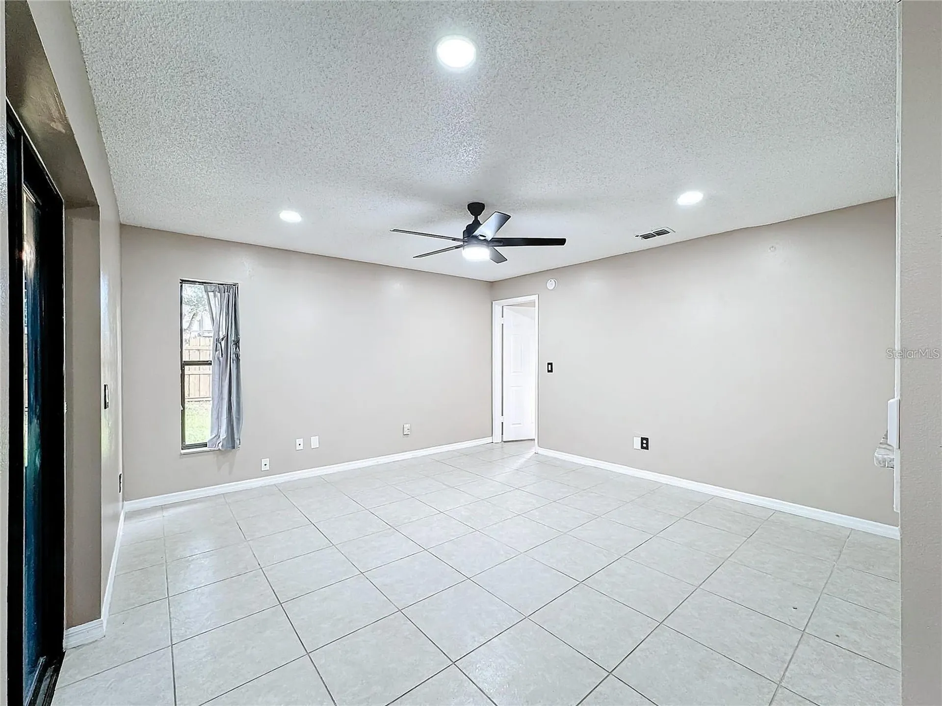 103 Alameda Drive Kissimmee FL 34743