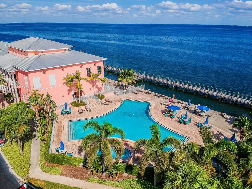 5110 Coquina Key Drive SE St Petersburg FL 33705