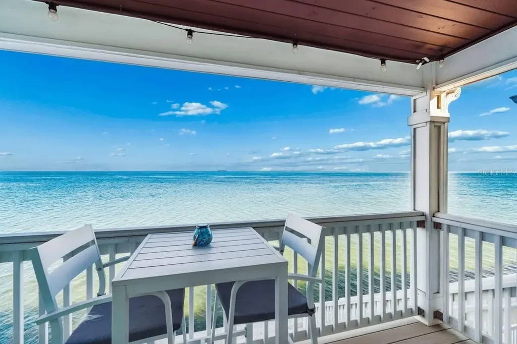 5110 Coquina Key Drive SE St Petersburg FL 33705
