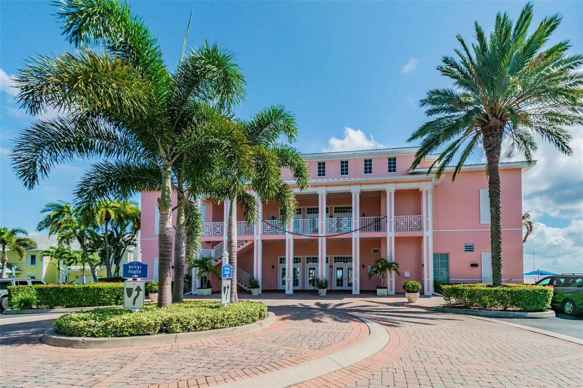 5110 Coquina Key Drive SE St Petersburg FL 33705