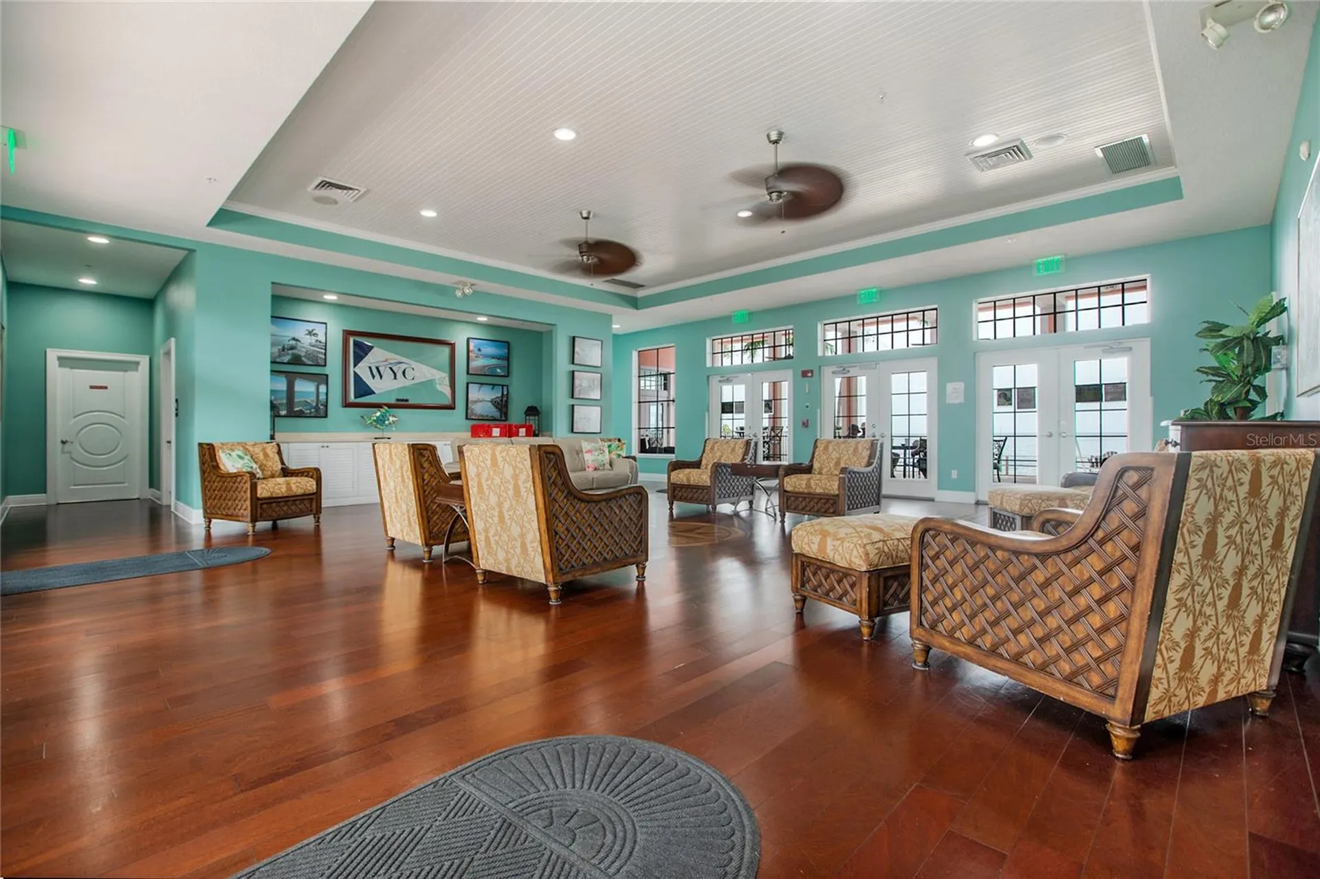 5110 Coquina Key Drive SE St Petersburg FL 33705
