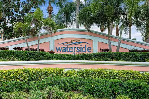 5110 Coquina Key Drive SE St Petersburg FL 33705