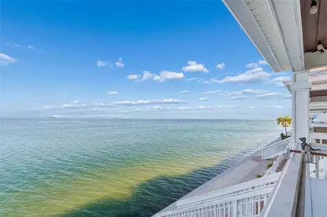 5110 Coquina Key Drive SE St Petersburg FL 33705