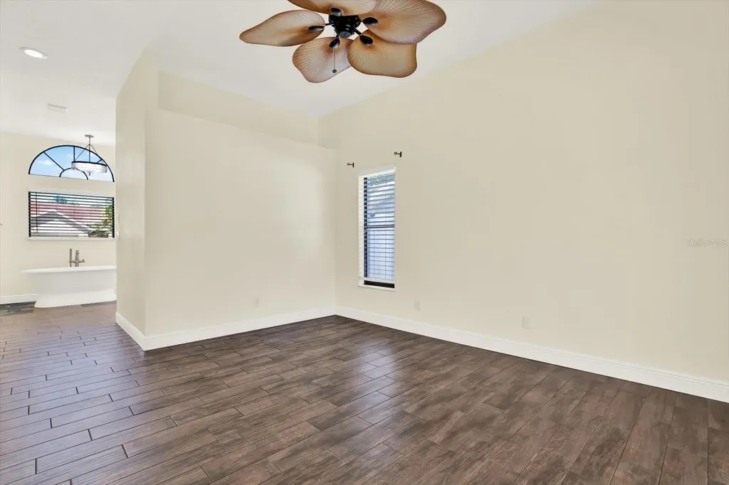 447 Whispering Lakes Boulevard Tarpon Springs FL 34688