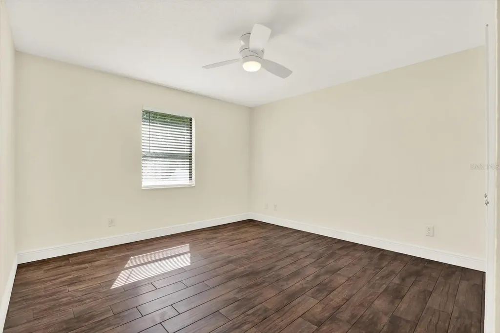 447 Whispering Lakes Boulevard Tarpon Springs FL 34688
