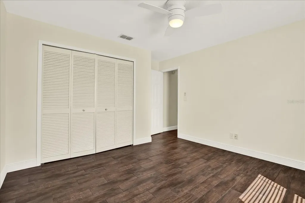 447 Whispering Lakes Boulevard Tarpon Springs FL 34688