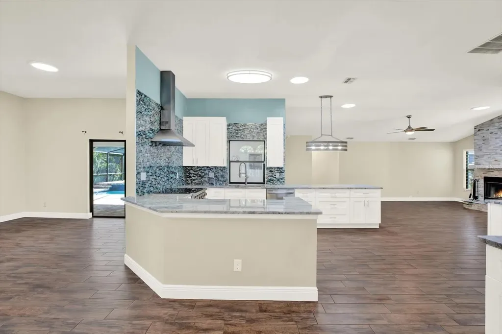 447 Whispering Lakes Boulevard Tarpon Springs FL 34688