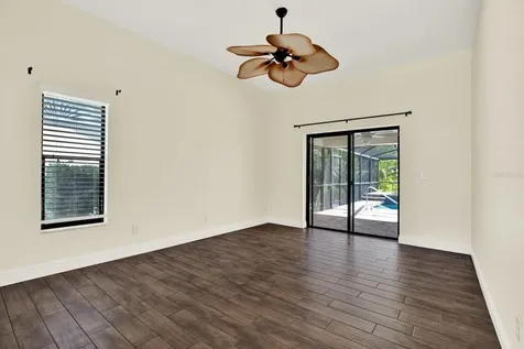 447 Whispering Lakes Boulevard Tarpon Springs FL 34688