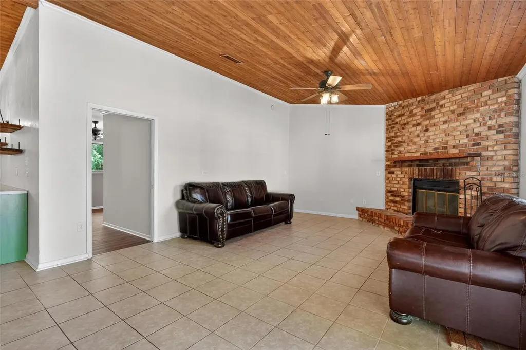 317 Tomato Hill Road Leesburg FL 34748
