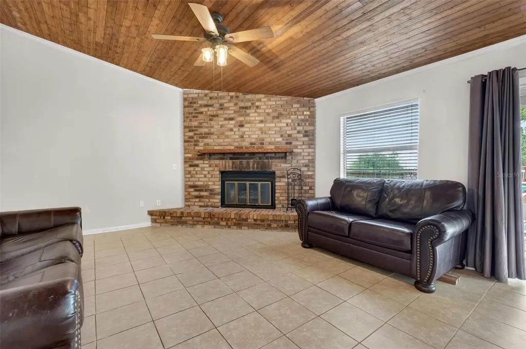 317 Tomato Hill Road Leesburg FL 34748