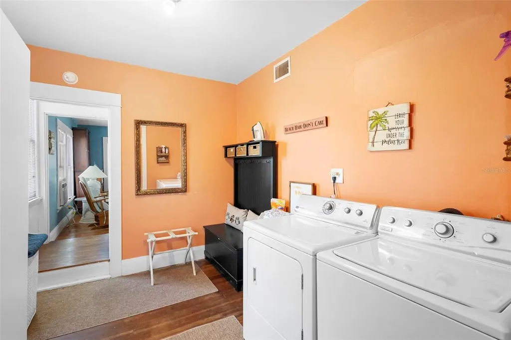 529 N Leavitt Avenue Orange City FL 32763