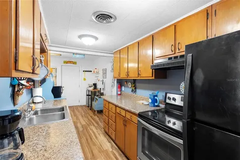 529 N Leavitt Avenue Orange City FL 32763
