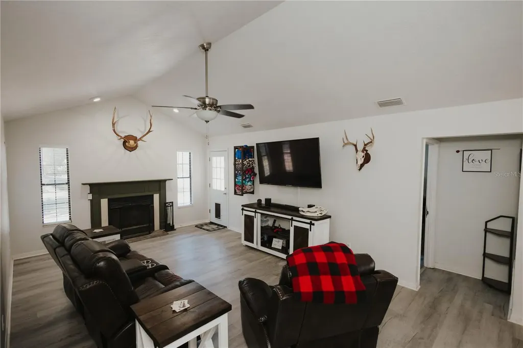 3043 Shady Wood Lane Lake Wales FL 33898