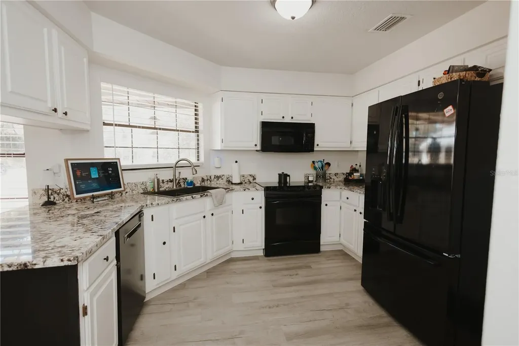 3043 Shady Wood Lane Lake Wales FL 33898