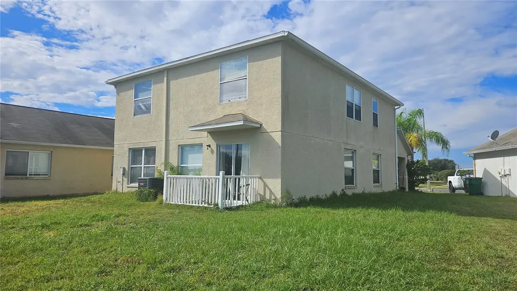 6836 Aramon Court Wesley Chapel FL 33545