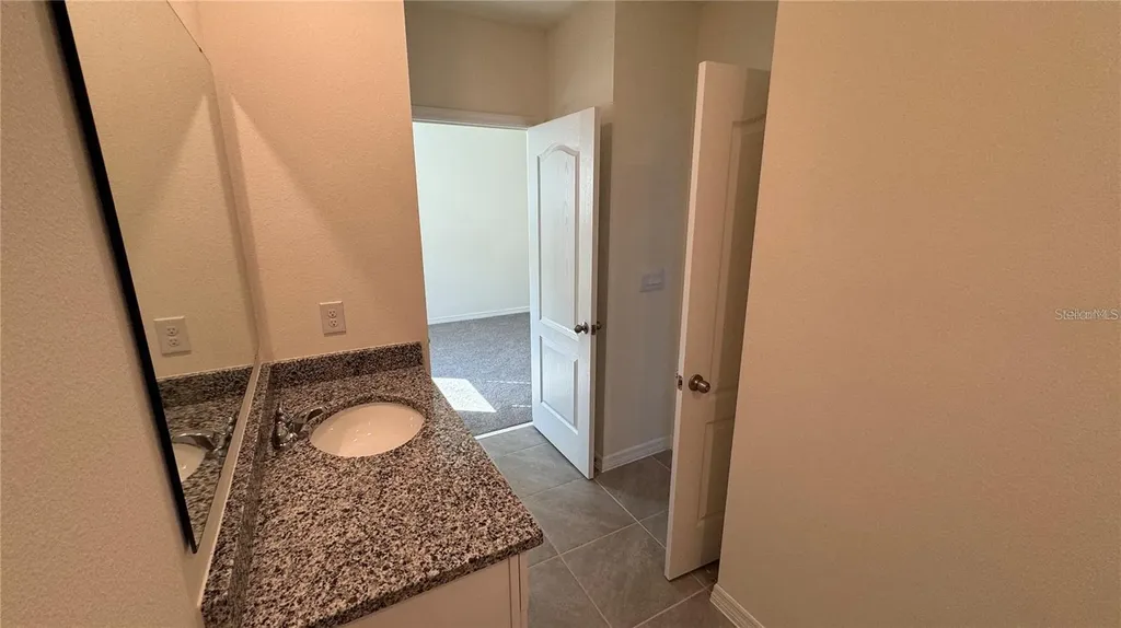1442 Isleta Loop Kissimmee FL 34741