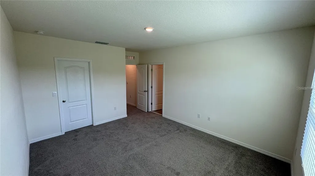 1442 Isleta Loop Kissimmee FL 34741
