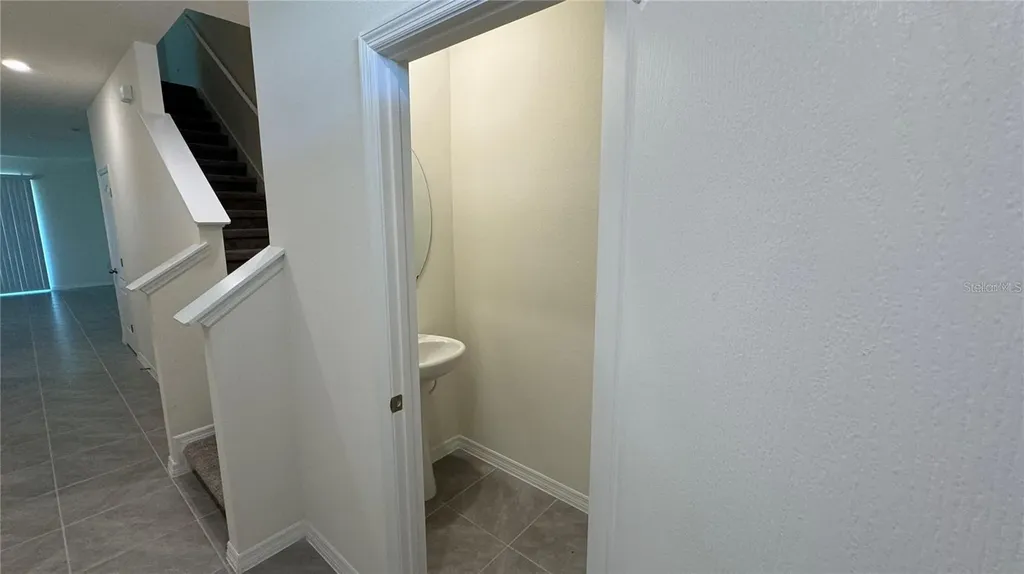 1442 Isleta Loop Kissimmee FL 34741