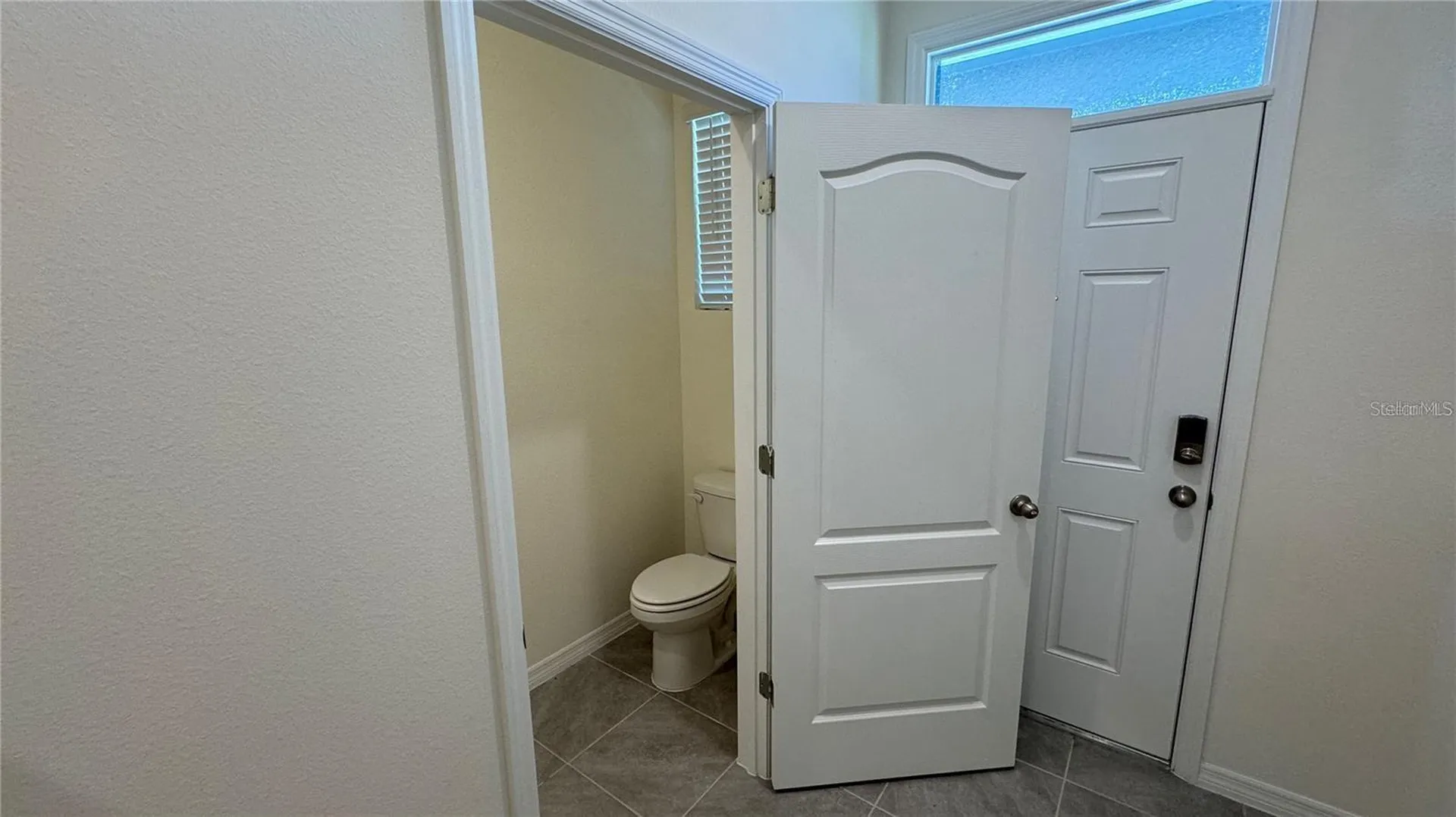 1442 Isleta Loop Kissimmee FL 34741