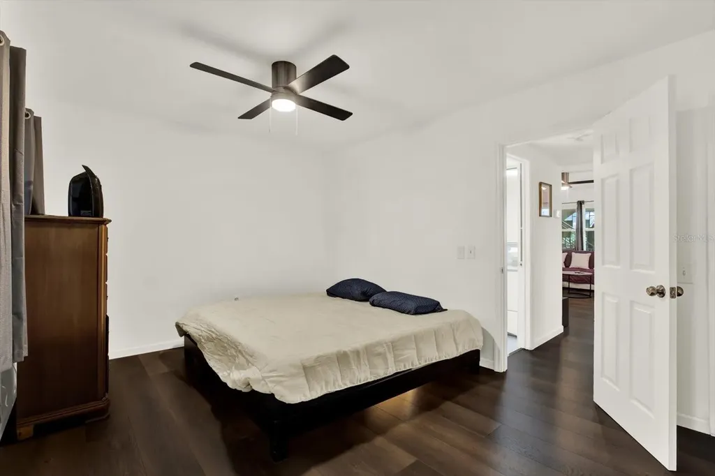 6015 19th Street N St Petersburg FL 33714